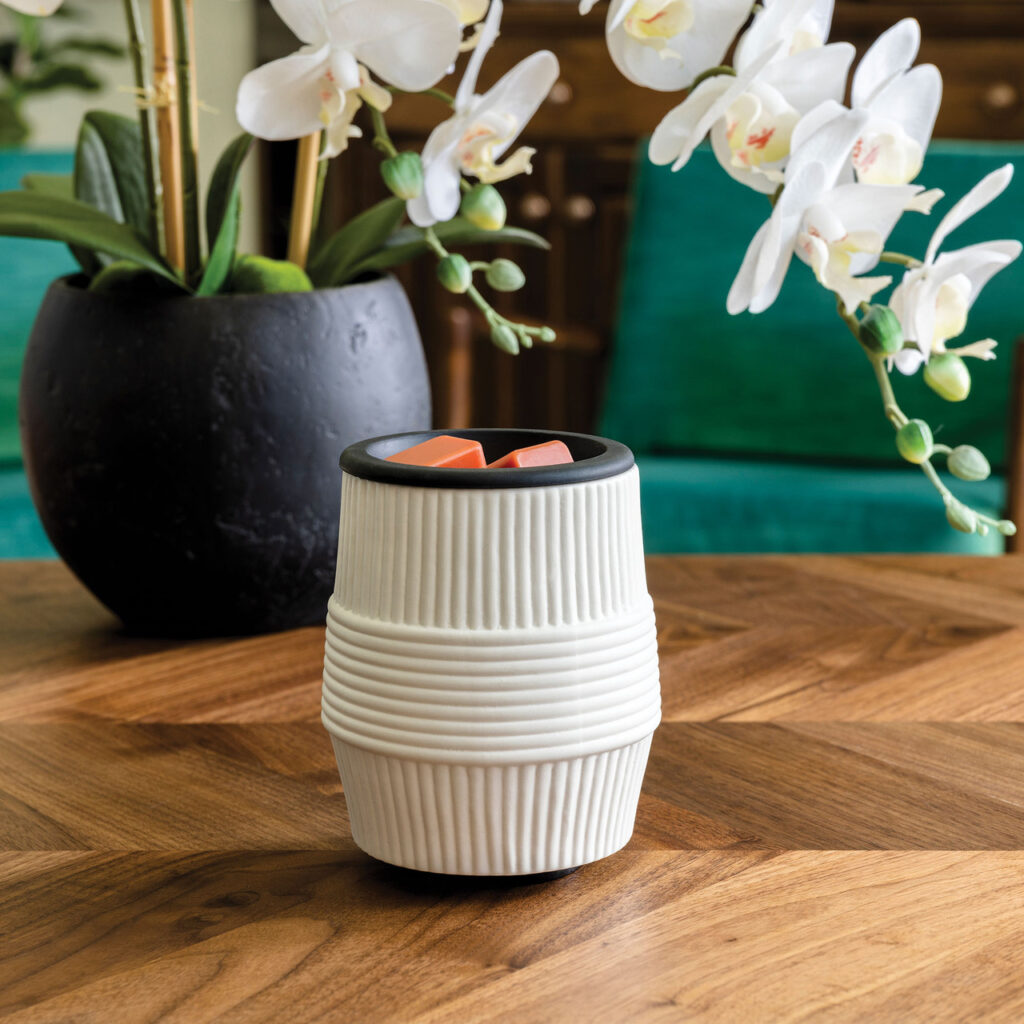 White Ceramic Wax Warmer with Silicone Flip Dish – Electric Melt Warmer